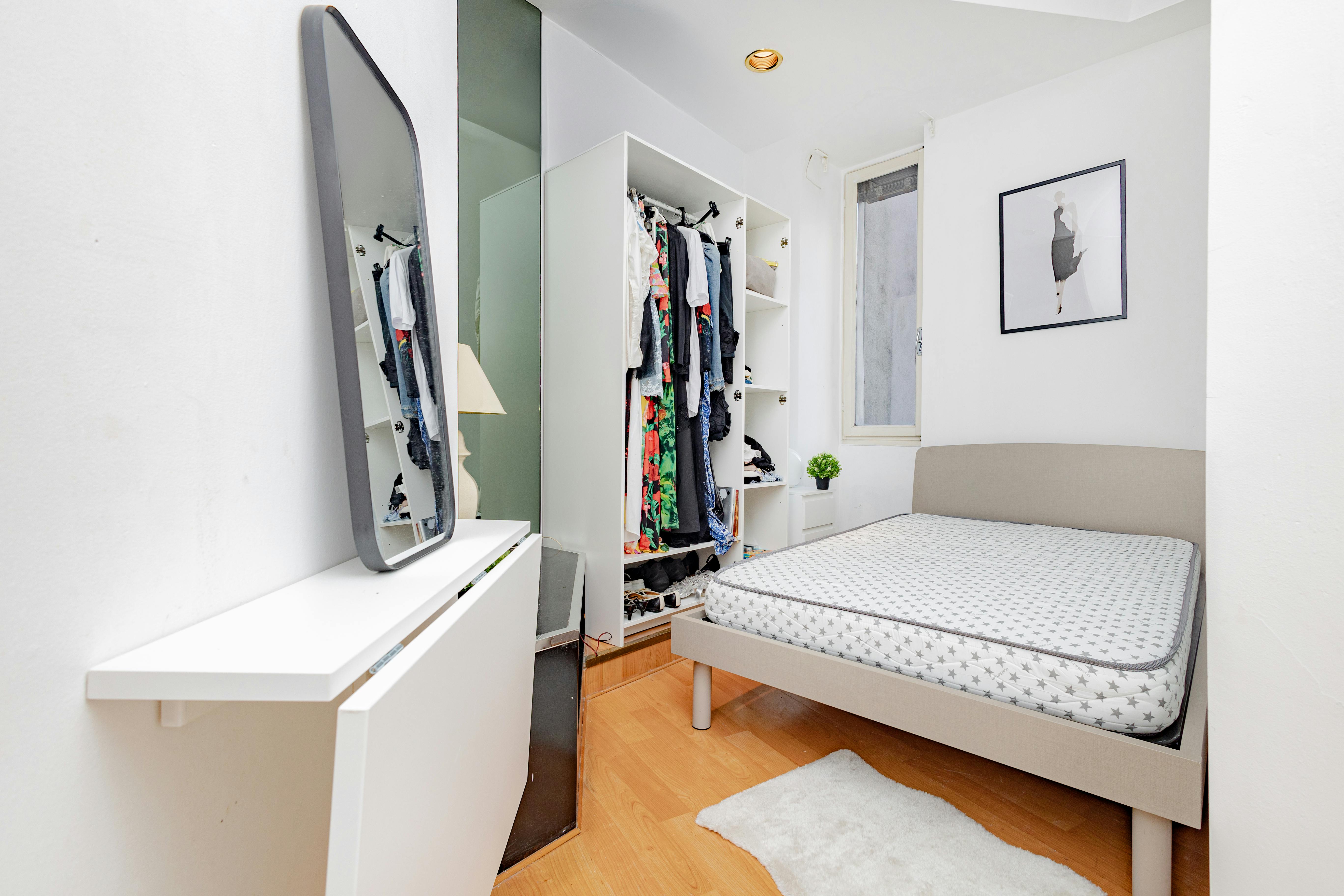 Private room for rent for €590 per month in Milan, Via Cesare Battisti