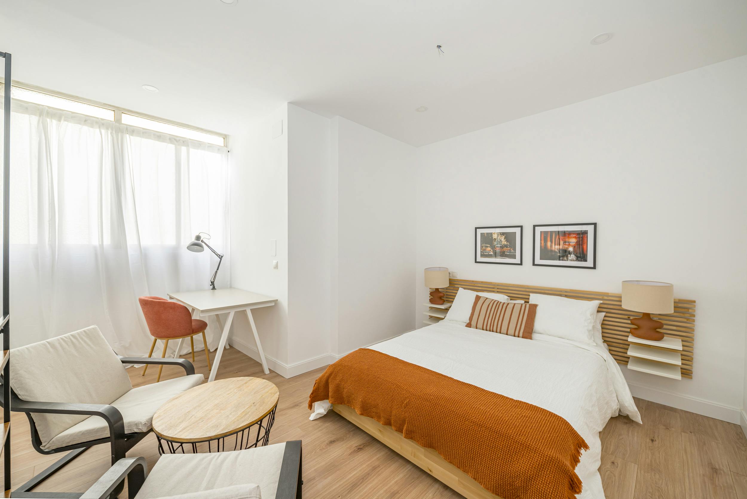 Private room for rent for €1,300 per month in Madrid, Calle de Alberto Aguilera