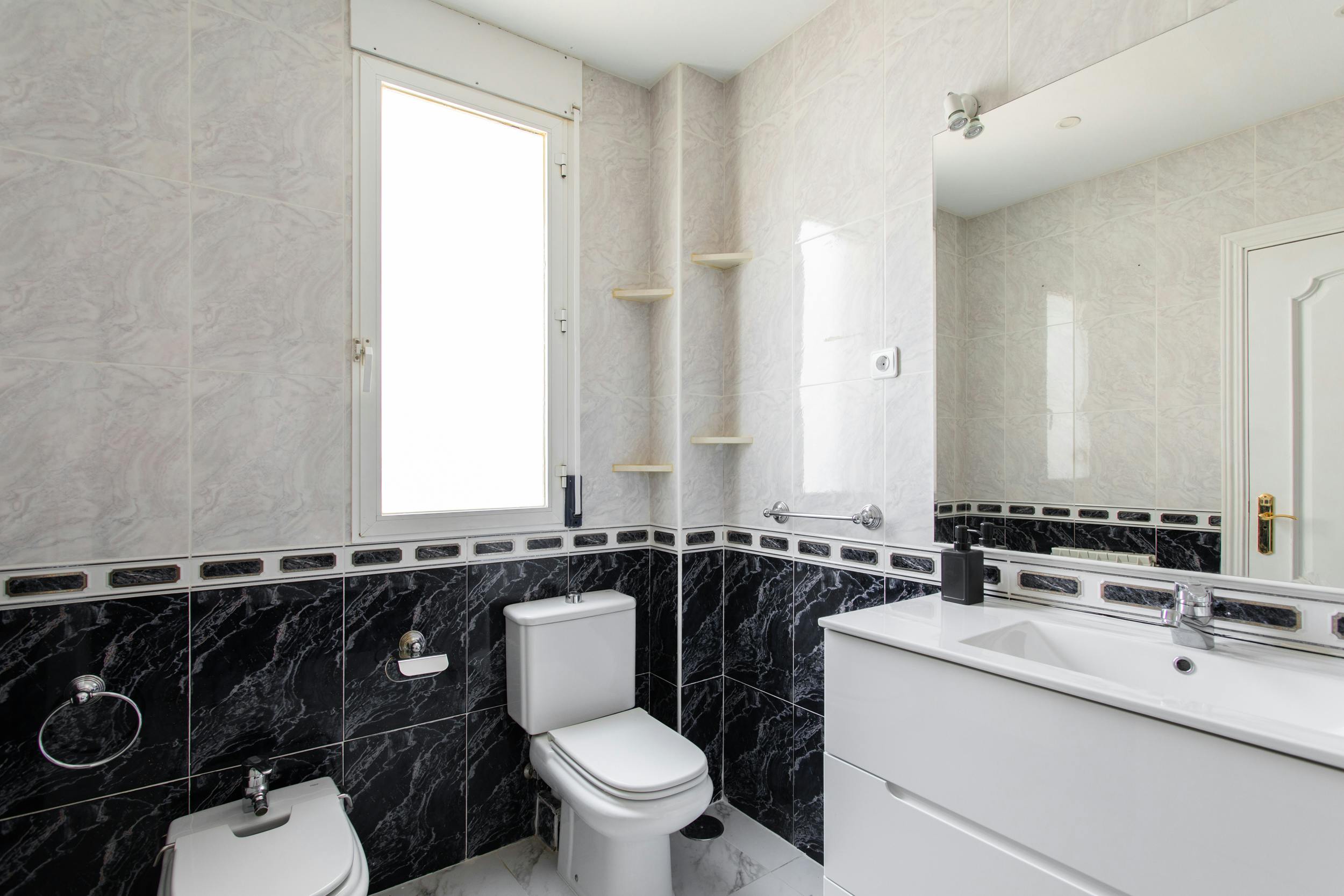 Apartment Madrid, 1 bed, 12m² — photo 5