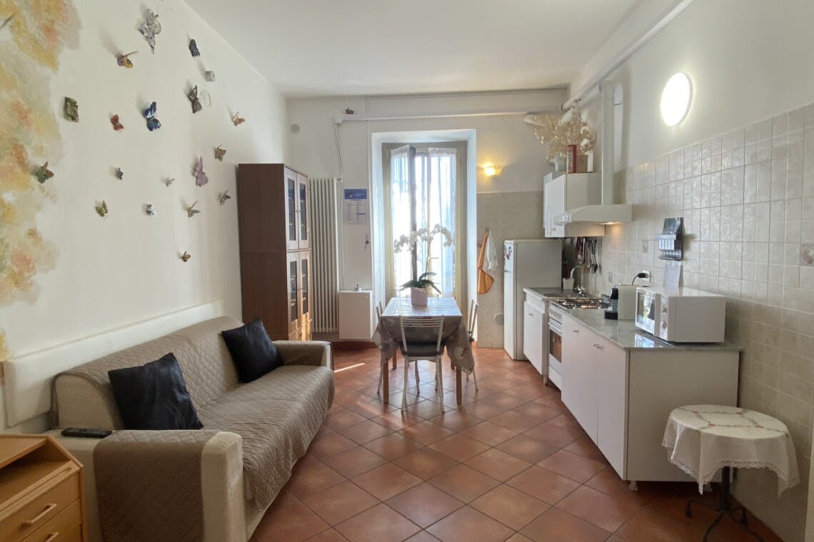 Apartment for rent for €1,550 per month in Milan, Via Savona