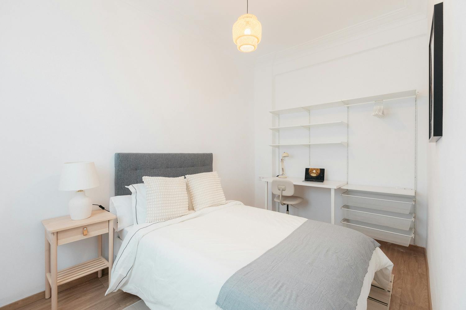 Apartment Valencia, 1 bed, 11m² — photo 9