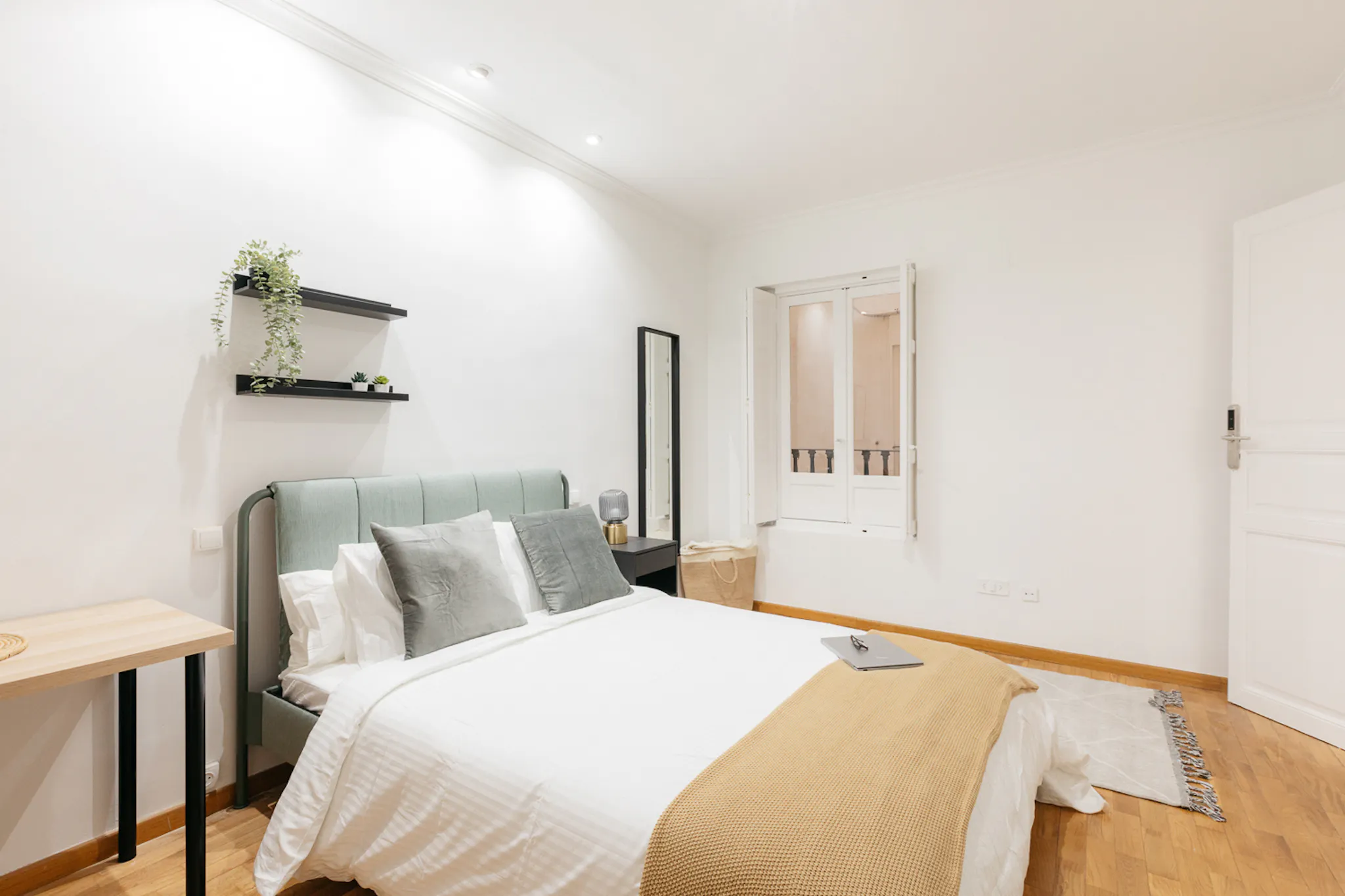 Carrer Sorní, Valencia preview