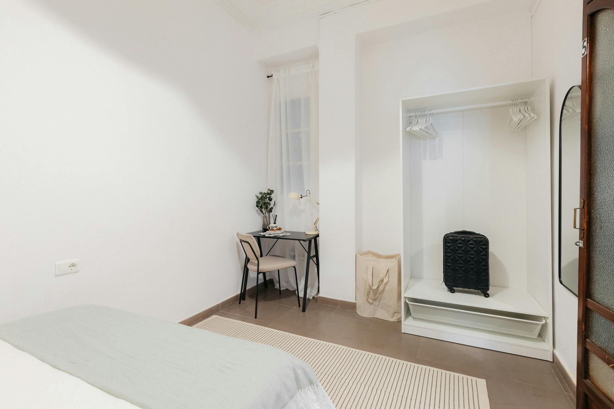 Apartment Valencia, 1 bed, 12m² — photo 9