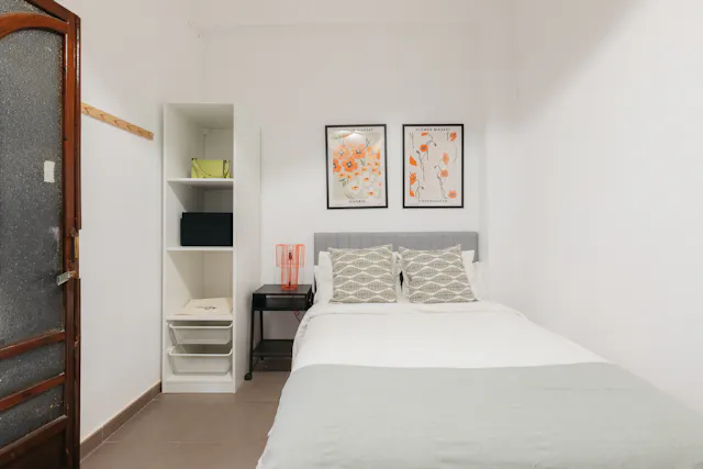 Private room in Calle Cuenca, Valencia (1575618) room image 2