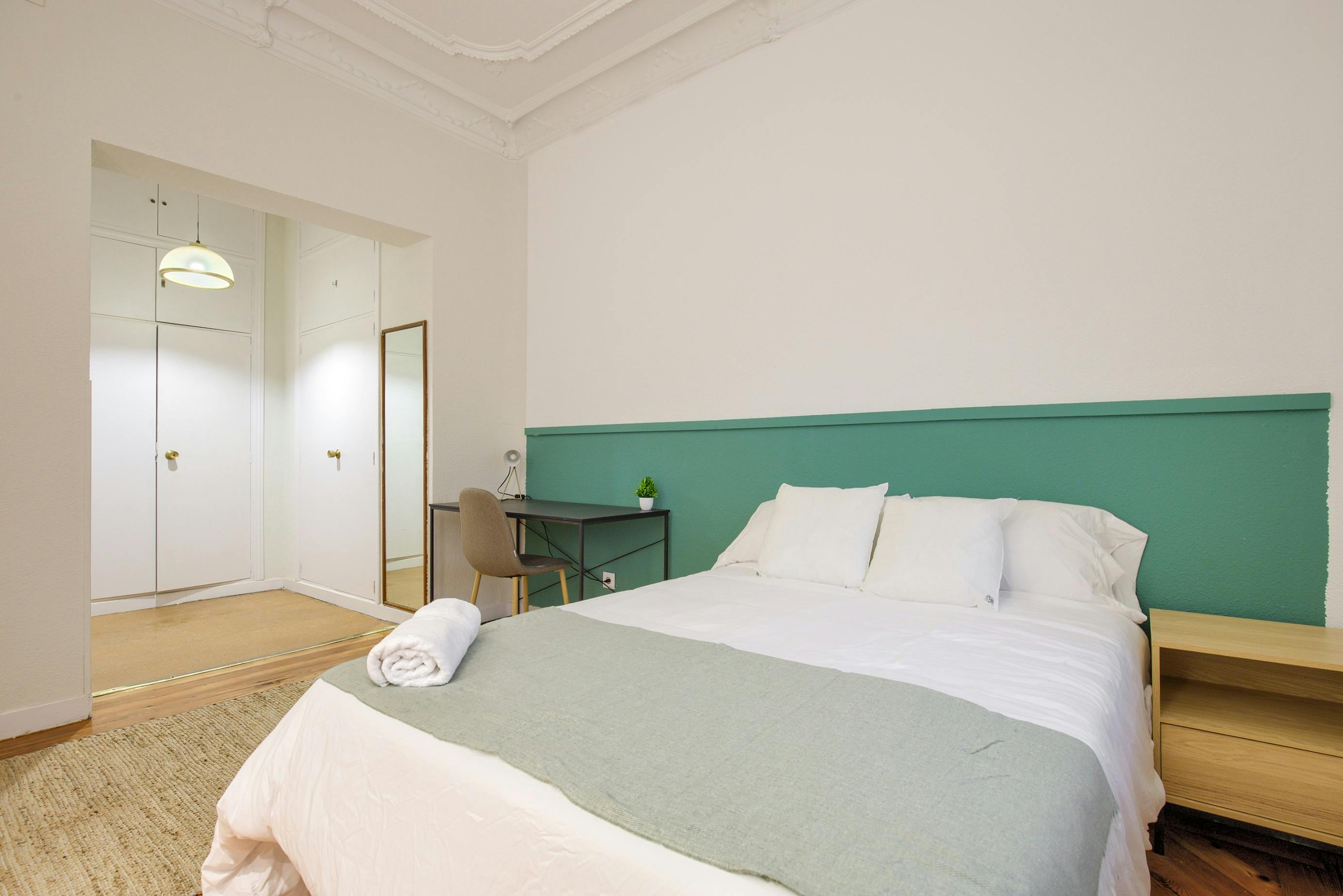 Calle de Alberto Aguilera, Madrid preview