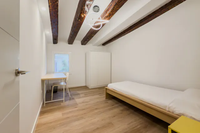 Private room in Carrer de la Portaferrissa, Barcelona (1575721) room image 2