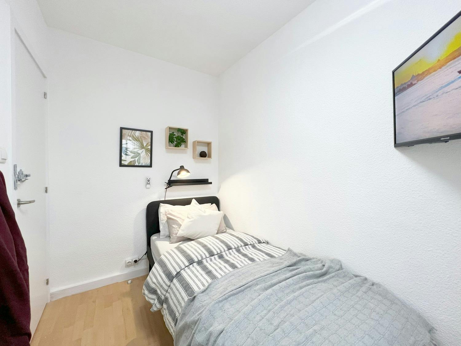 Apartment Madrid, 1 bed, 6m² — photo 13