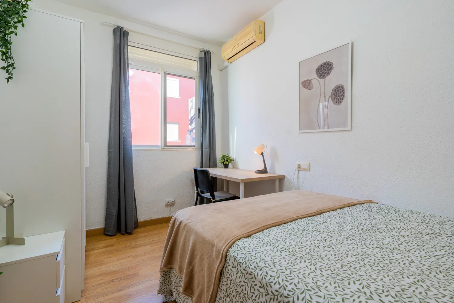 Private room in Carrer de Jaume II, Valencia (1575770) ROOM 1