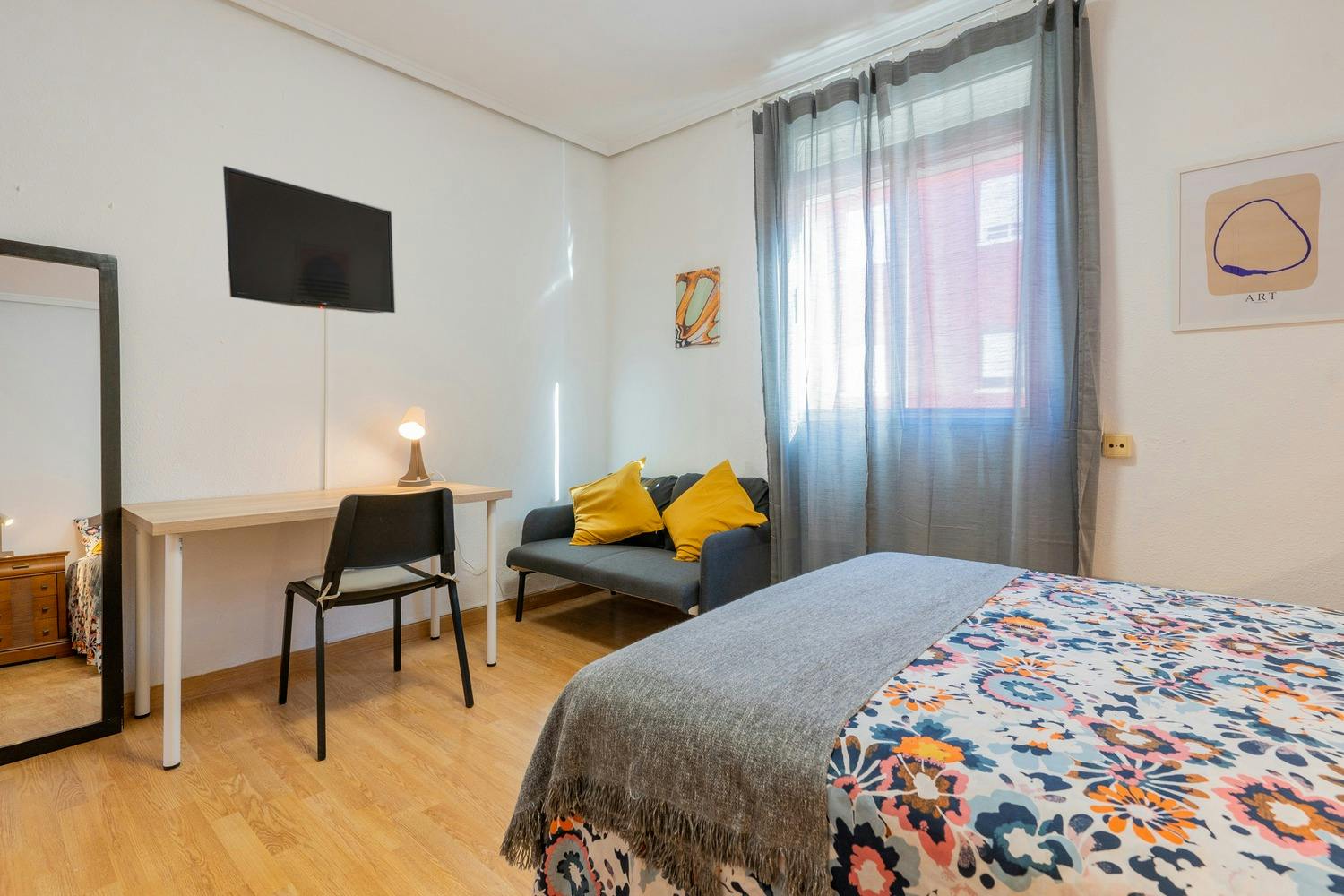 preview gallery tile