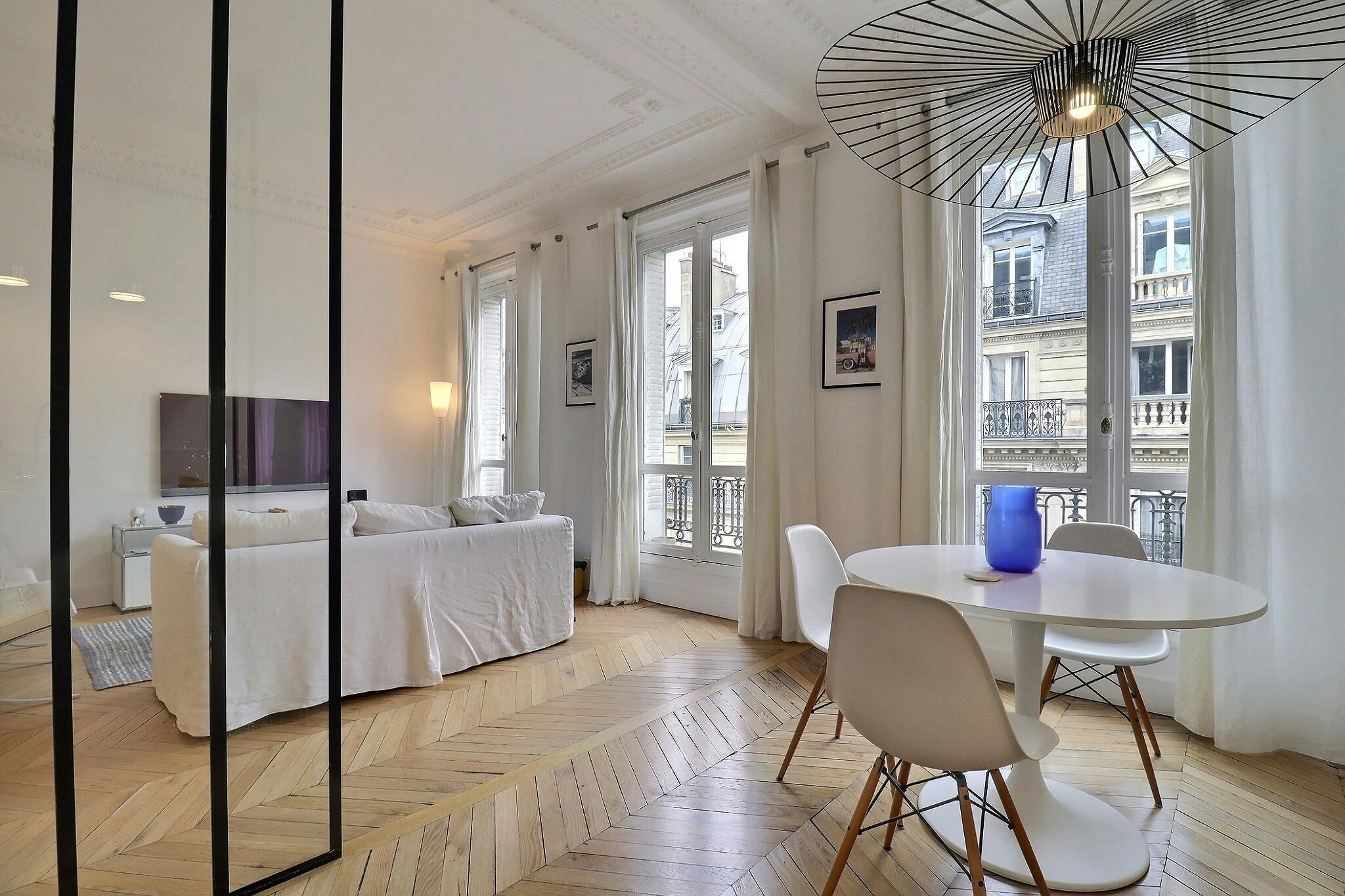 1-Bedroom Apartment in Rue Théodore de Banville, Paris (1575820) ROOM 2