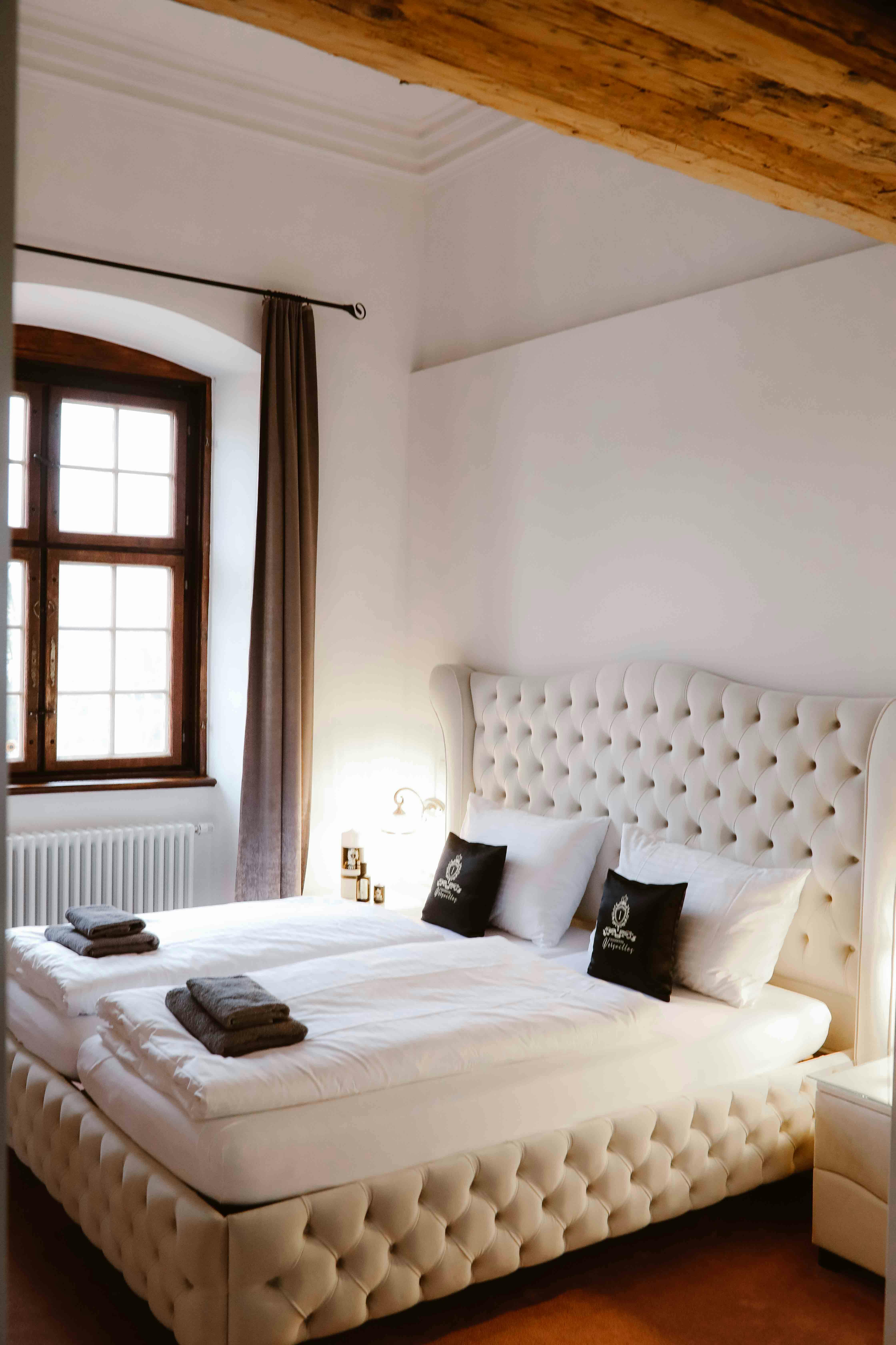 Mieszkanie do wynajęcia za 1050 € miesięcznie w mieście Aurolzmünster, Schlossstraße