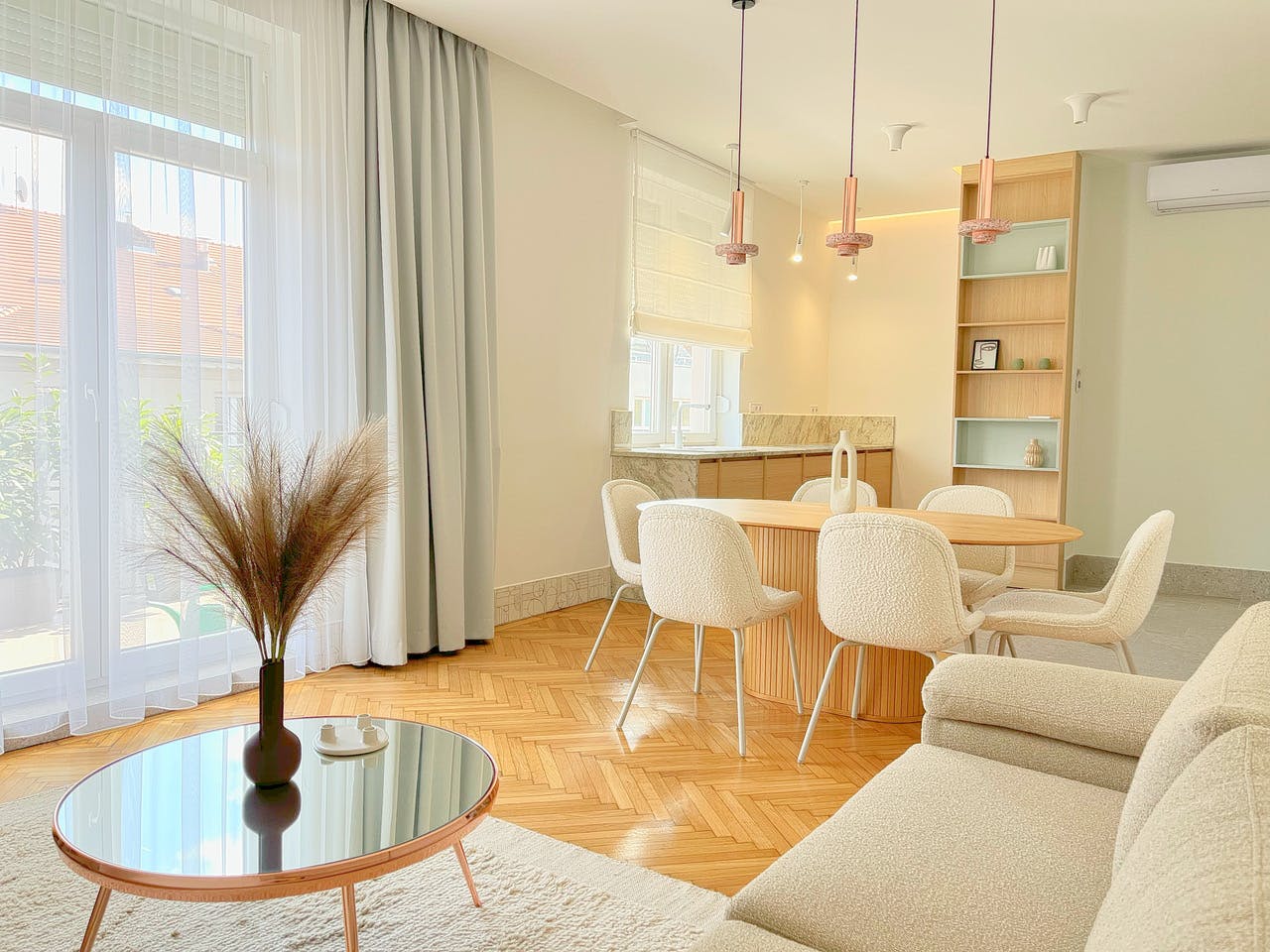 Appartement à louer pour 1 350 €/mois à Budapest, Raoul Wallenberg utca