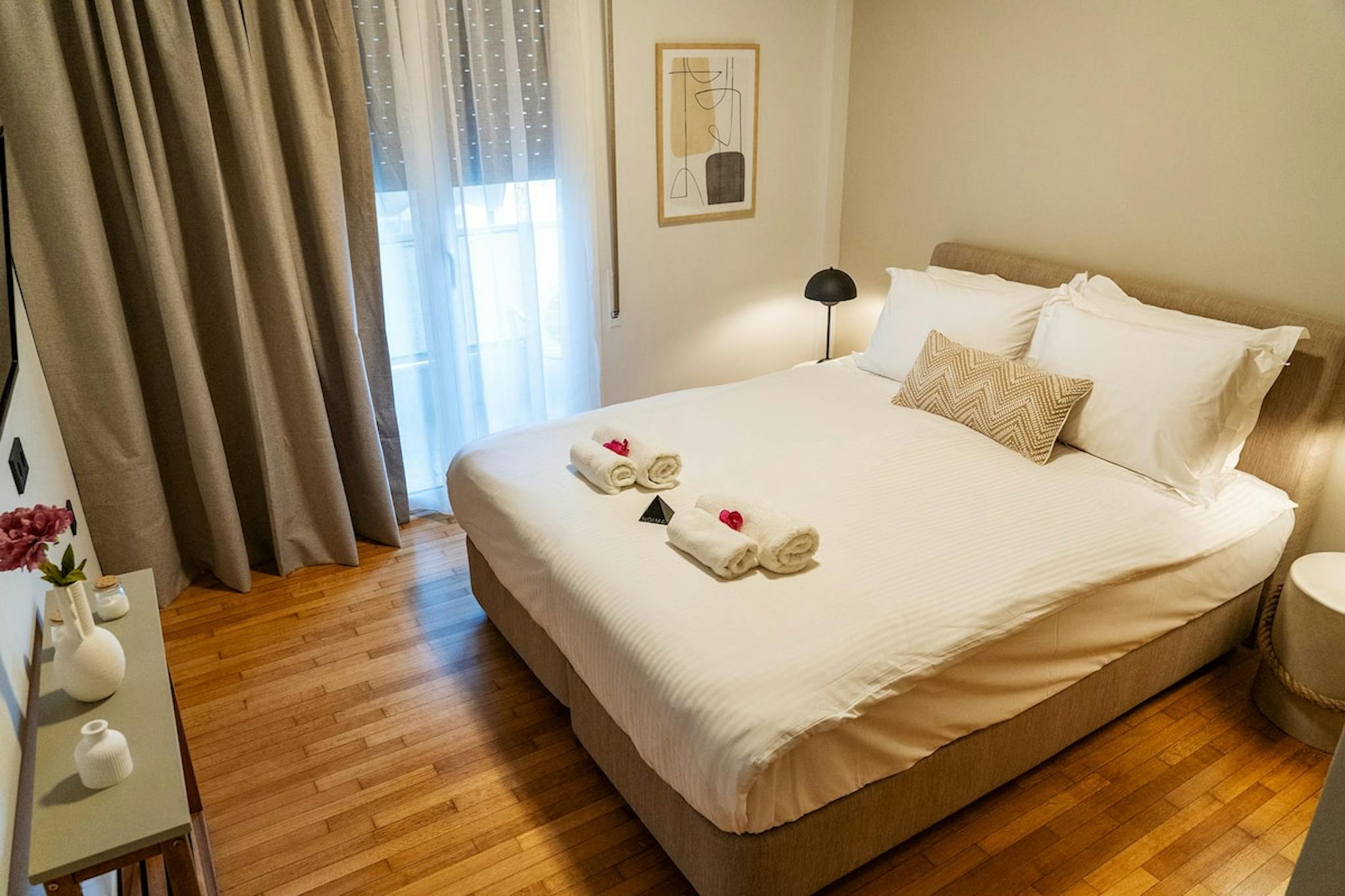 Leoforos Vouliagmenis, Athens preview