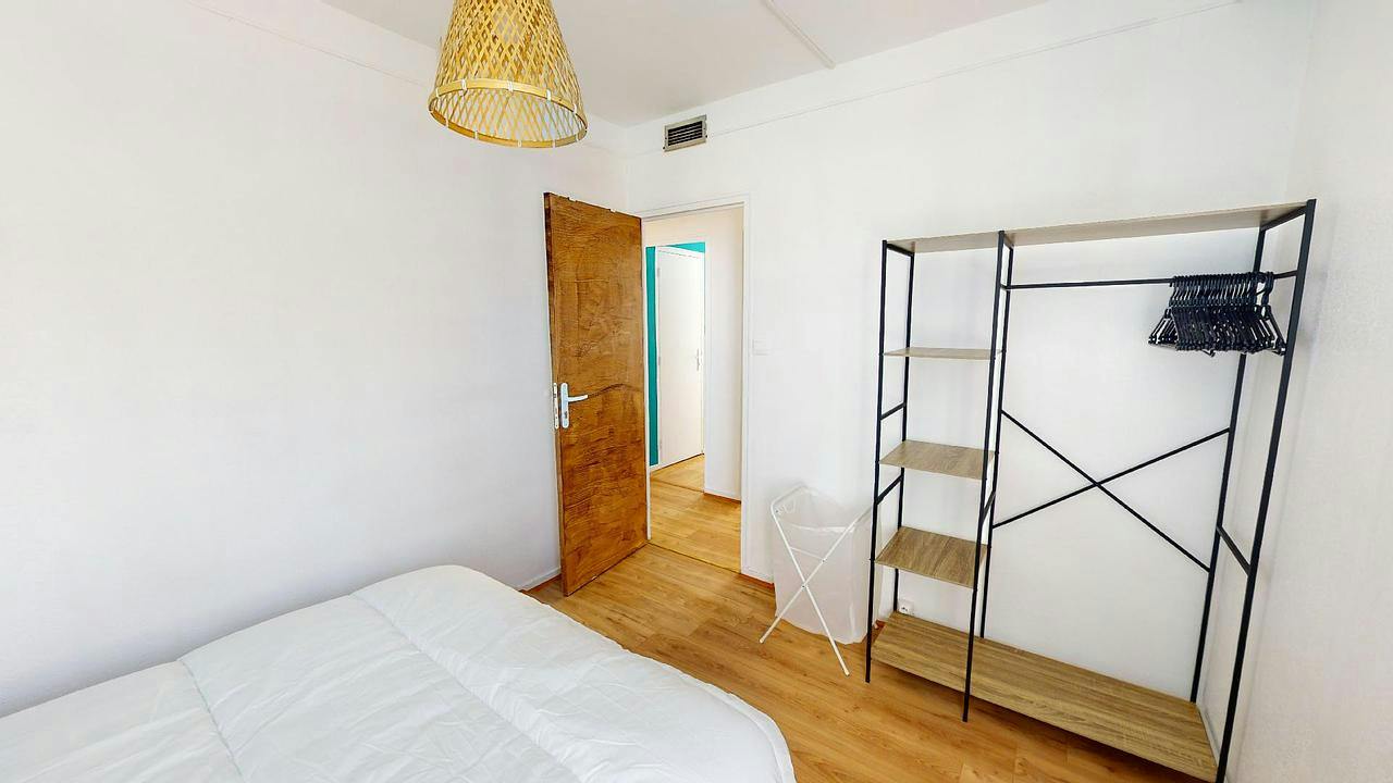 Private room for rent on Place du Morvan, Toulouse - Vue 4