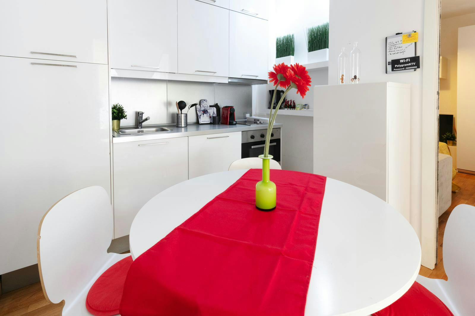 Studio for rent for €1,100 per month in Milan, Via Francesco Brioschi