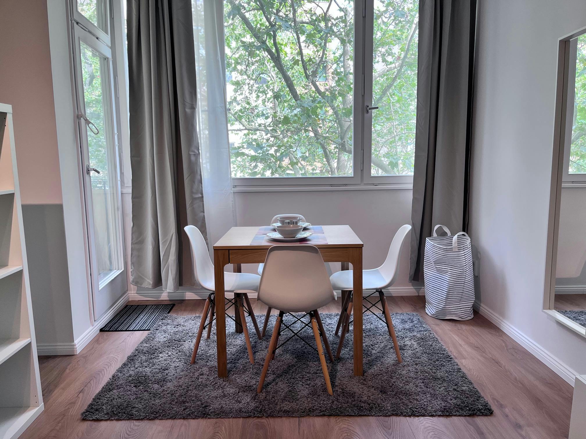 Studio for rent for €1,198 per month in Berlin, Roscherstraße