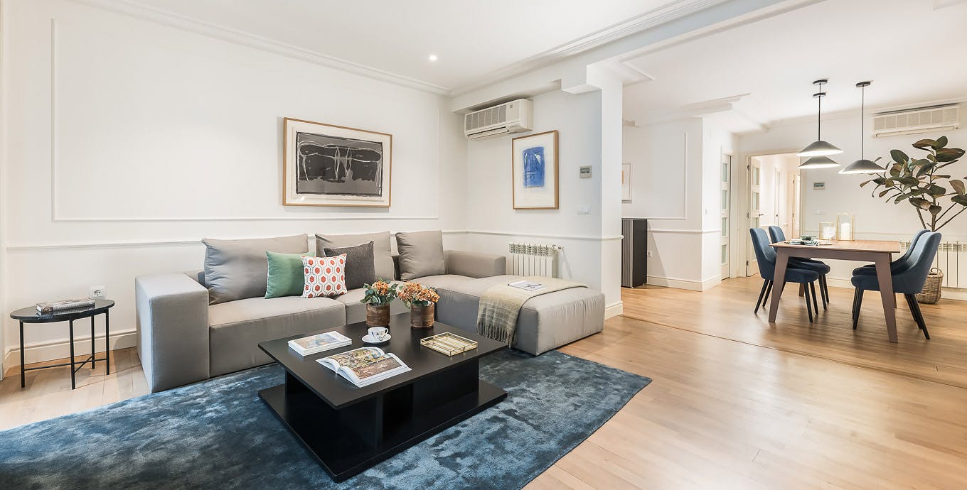 Apartment for rent for €9,825 per month in Madrid, Calle del Almirante