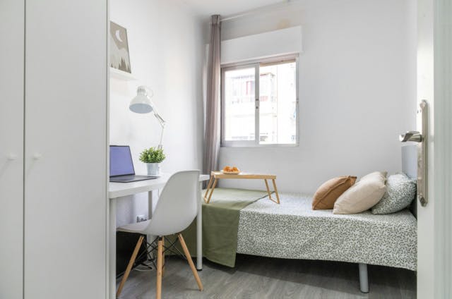 Общая комната сдается в аренду за 480 € в месяц в Madrid, Camino Viejo de Vicálvaro