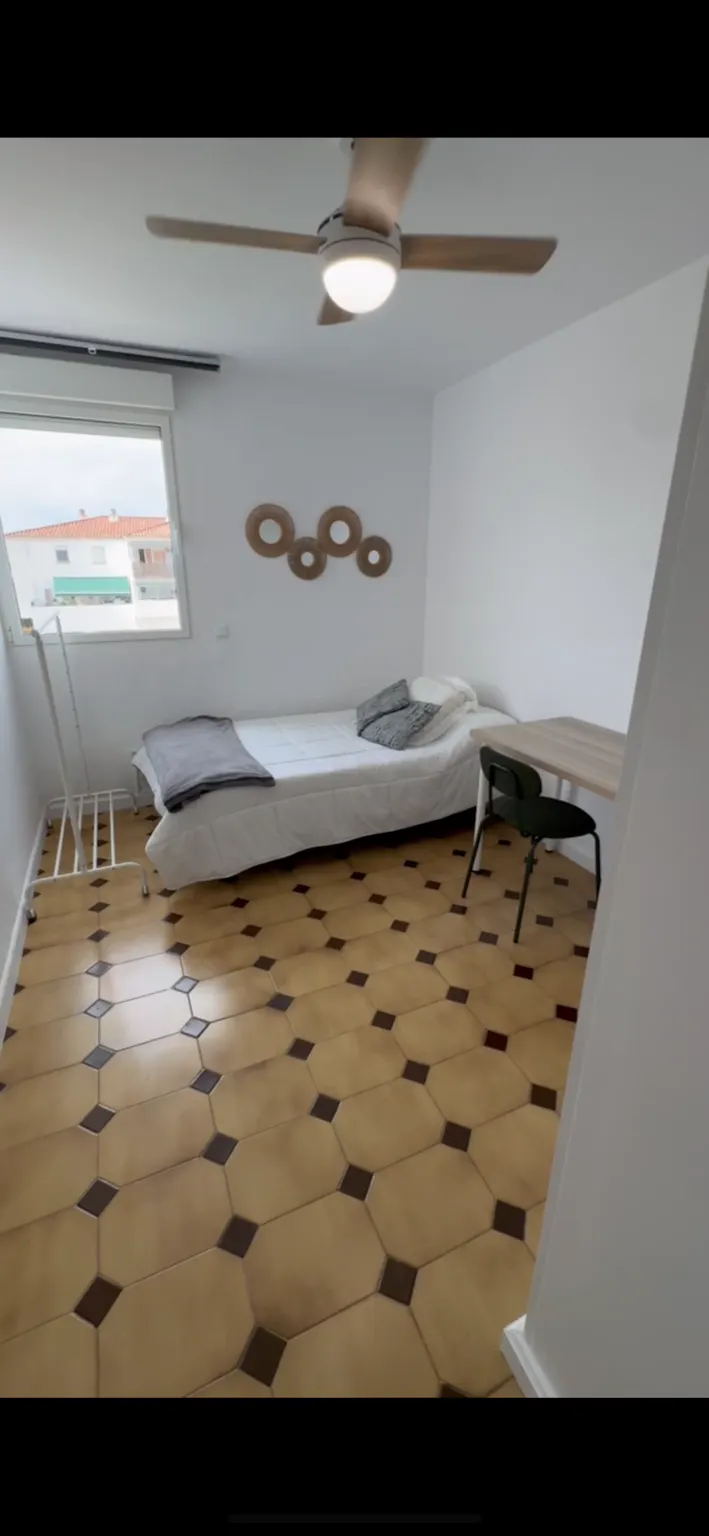 Private room in Avenida Norberto Goizueta Díaz, Marbella (1576836) ROOM