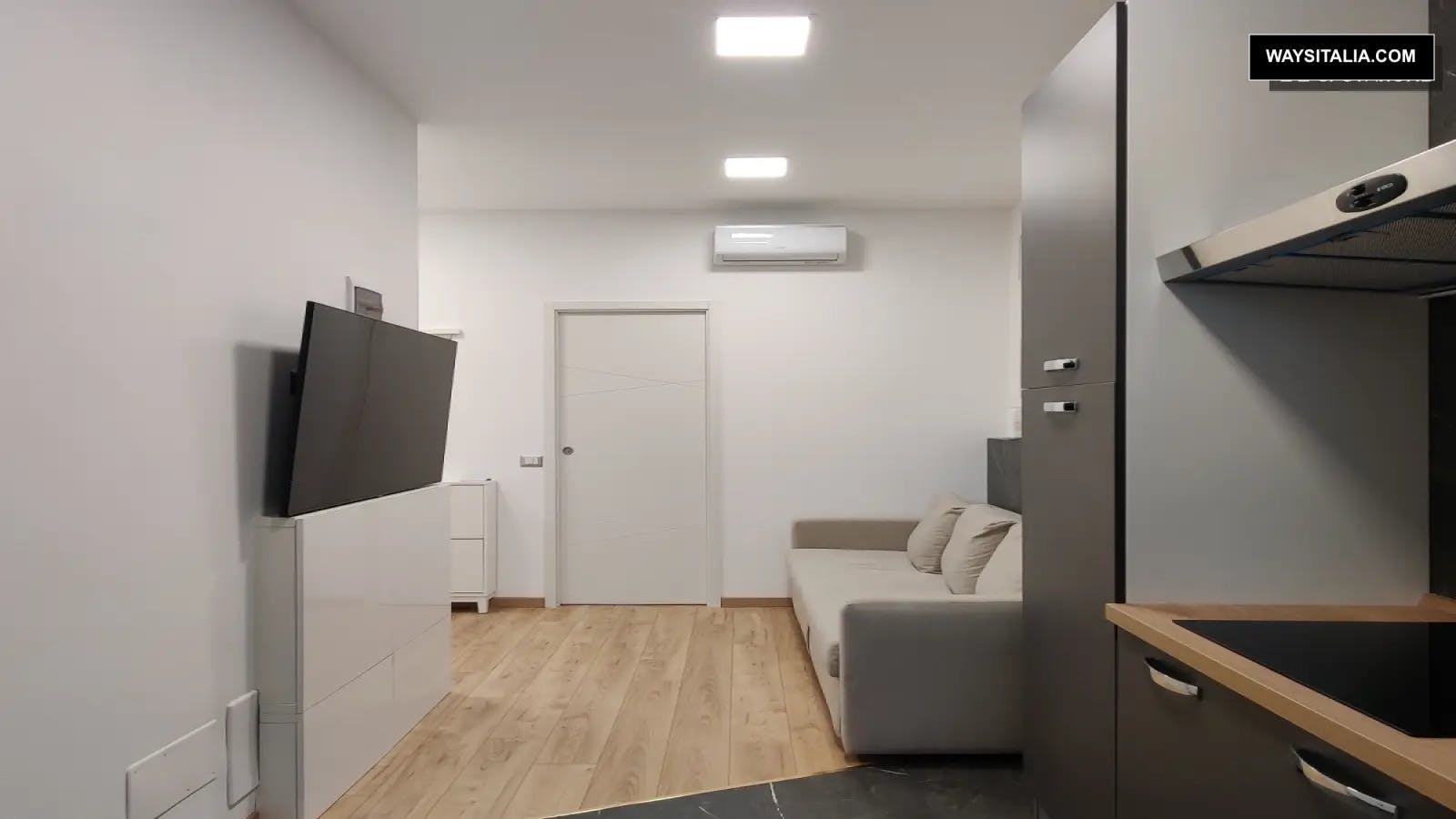 Apartment Milan, 1 bed — photo 1