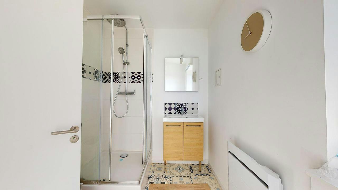 Private room for rent on Rue Rabelais, Lille - Vue 5
