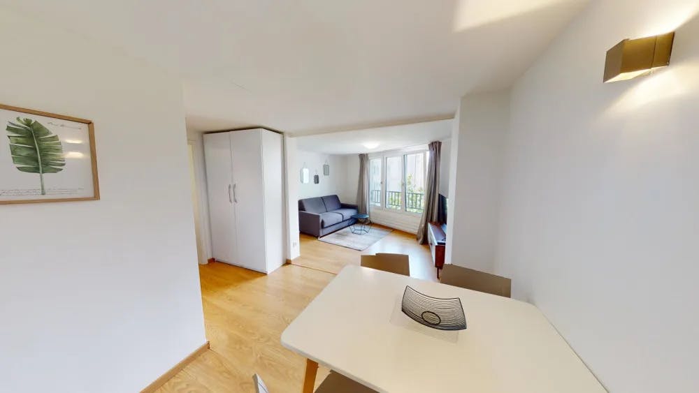 Apartment for rent for CHF 2,600 per month in Lausanne, Avenue du Léman