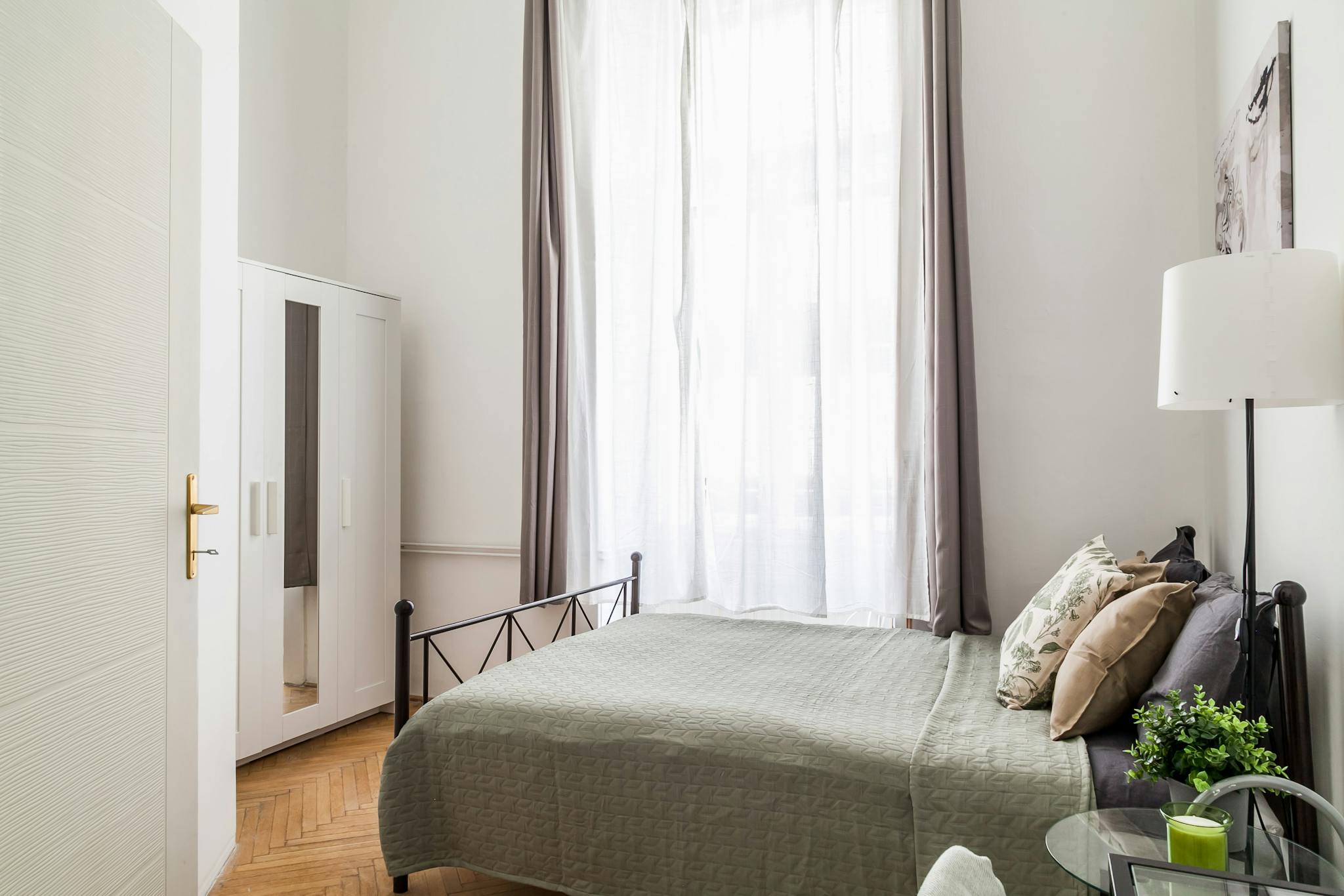 Váci utca, Budapest preview