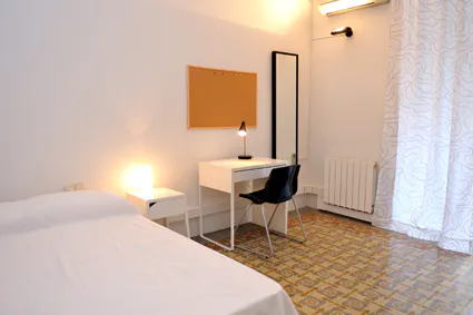 Private room in Carrer de Mallorca, Barcelona (1577490) room image 1
