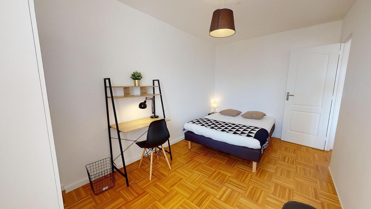 Apartment Lyon, 1 bed, 11m² — photo 10