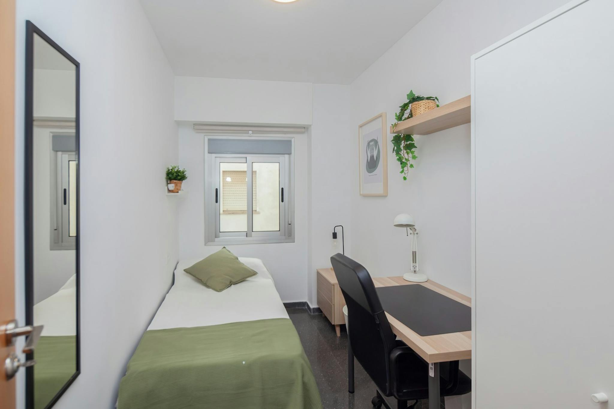 Carrer d'Abén al Abbar, Valencia preview