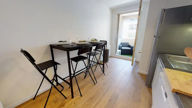Private room in Cours Émile Zola, Villeurbanne (1577922) room image 7