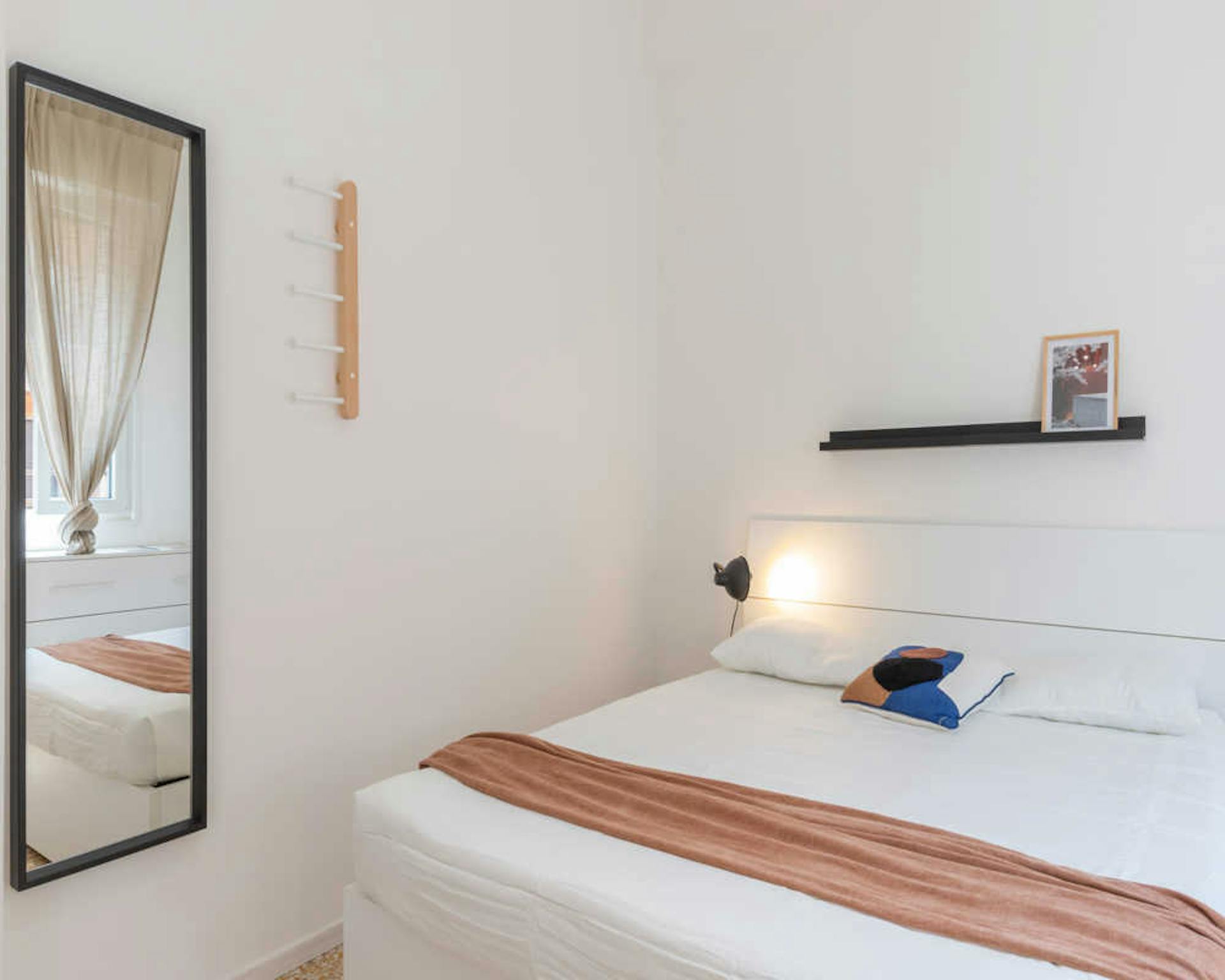 Viale Carlo Espinasse, Milan preview