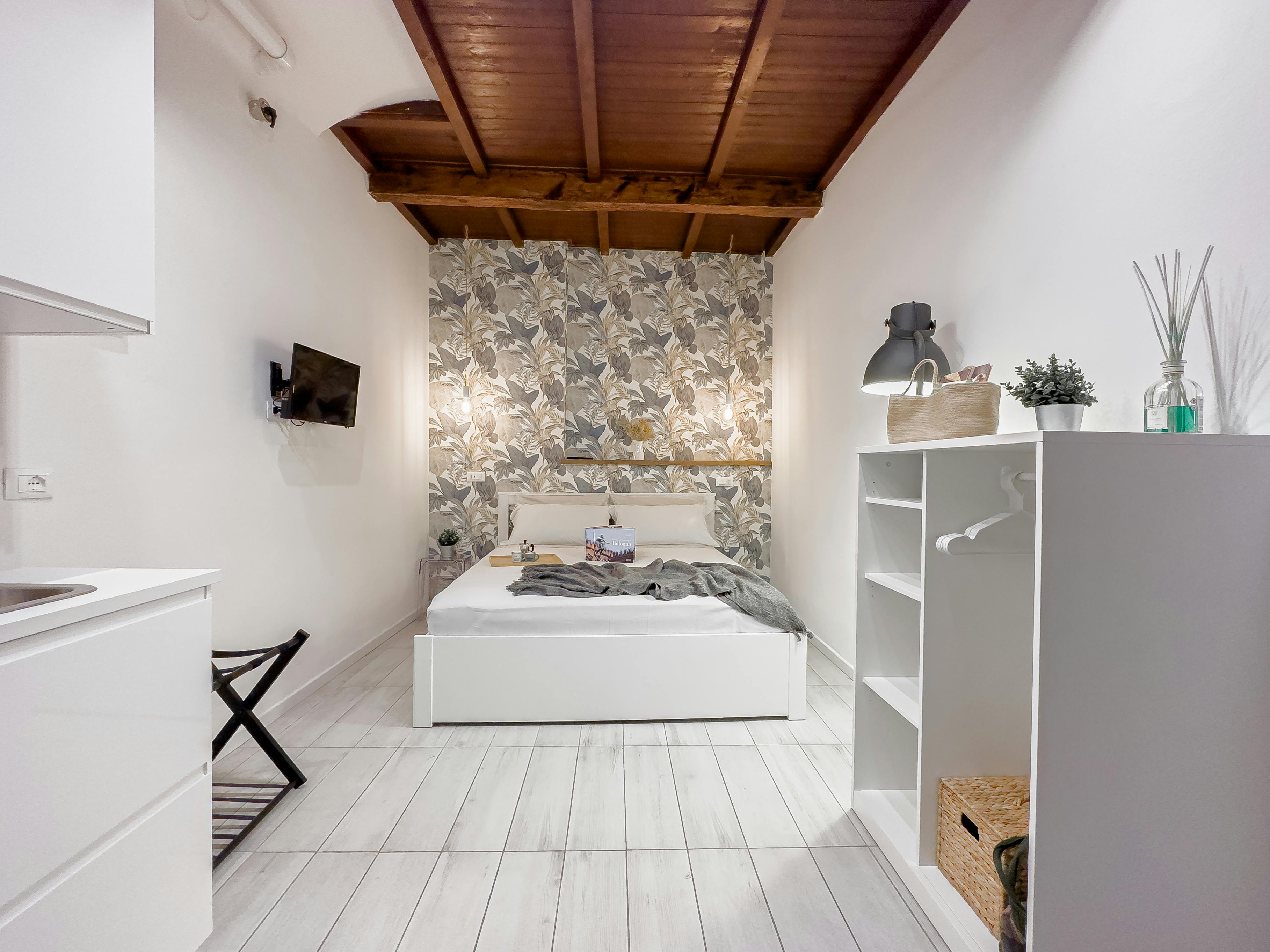 Via Massimo d'Azeglio, Bologna