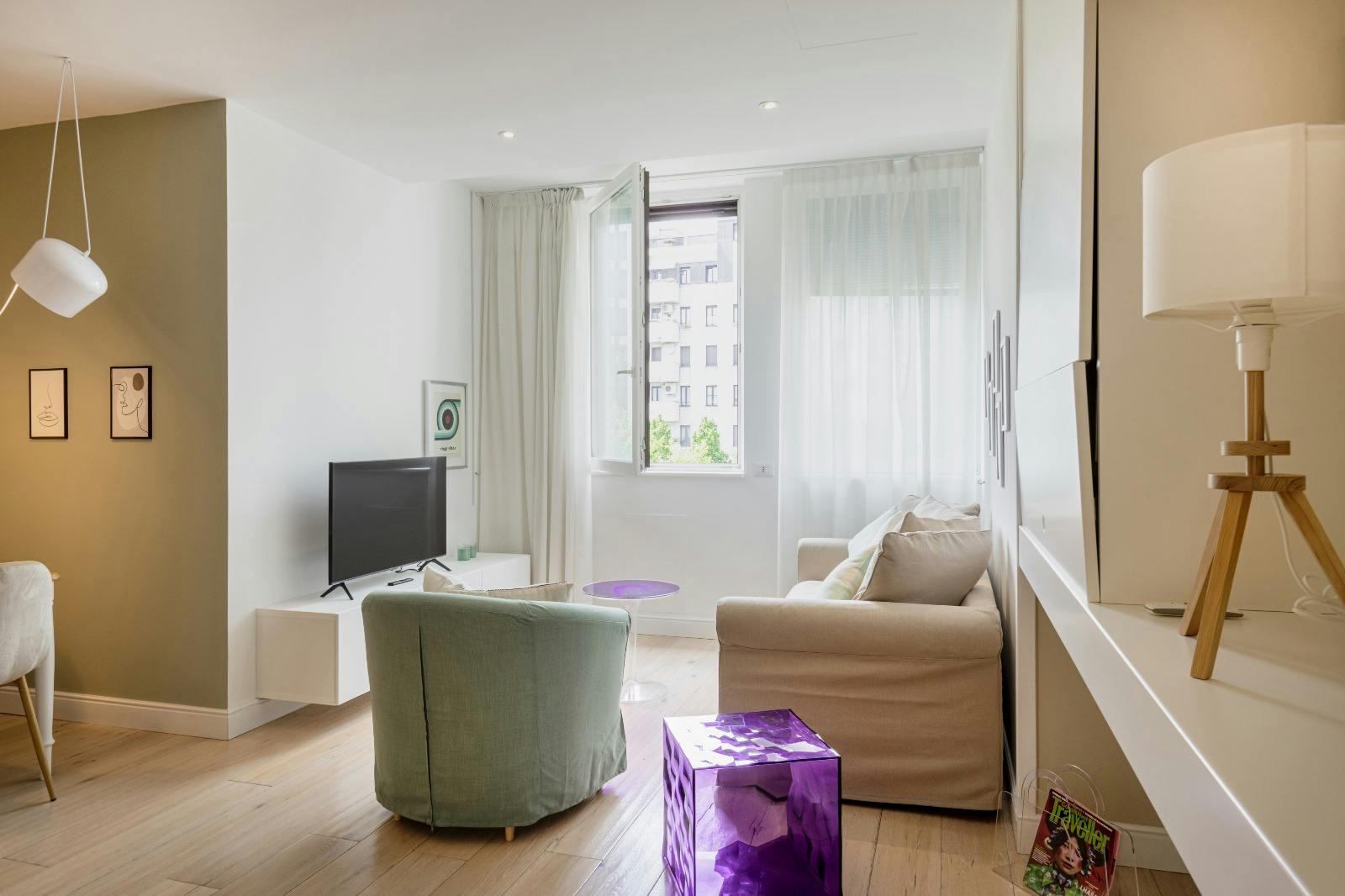 preview gallery tile