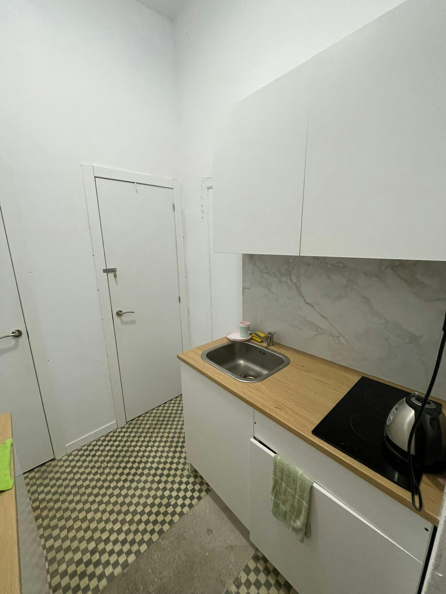 Apartment Barcelona, 1 bed, 10m² — photo 7