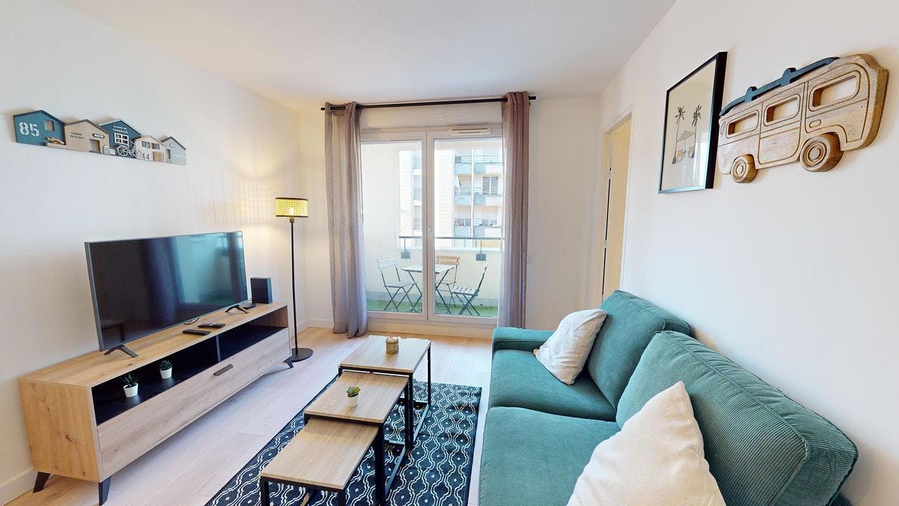 Apartment Bordeaux, 1 bed, 12m² — photo 4