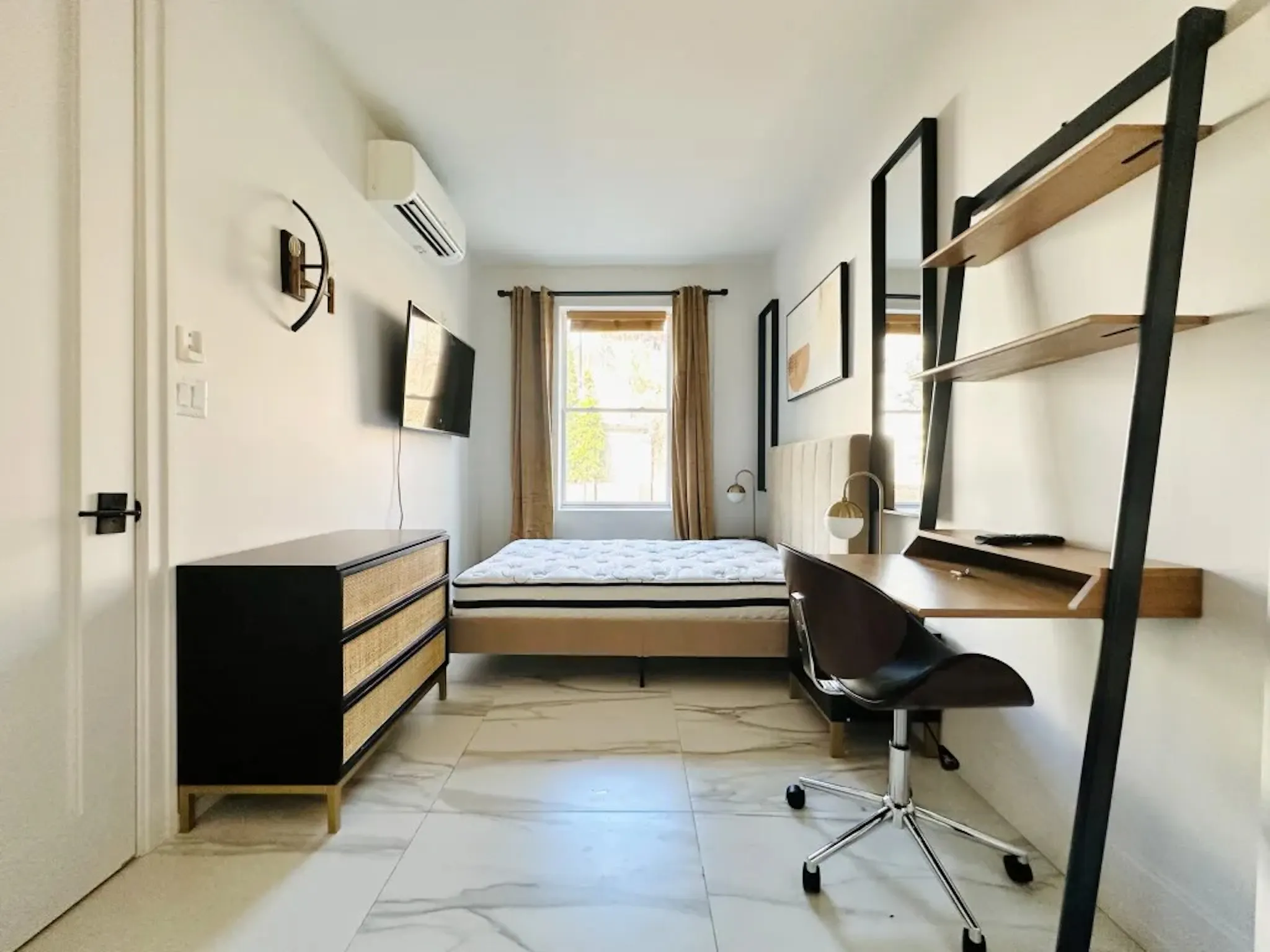 Willoughby Ave, Brooklyn, NY preview