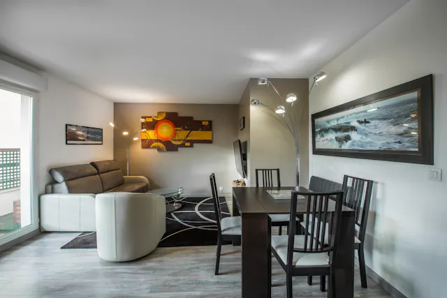 2-Bedroom Apartment in Boulevard Charles de Gaulle, Colombes (1578757) room image 1