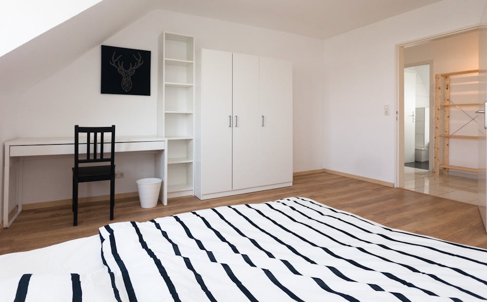 Private room for rent for €625 per month in Offenbach, Berliner Straße