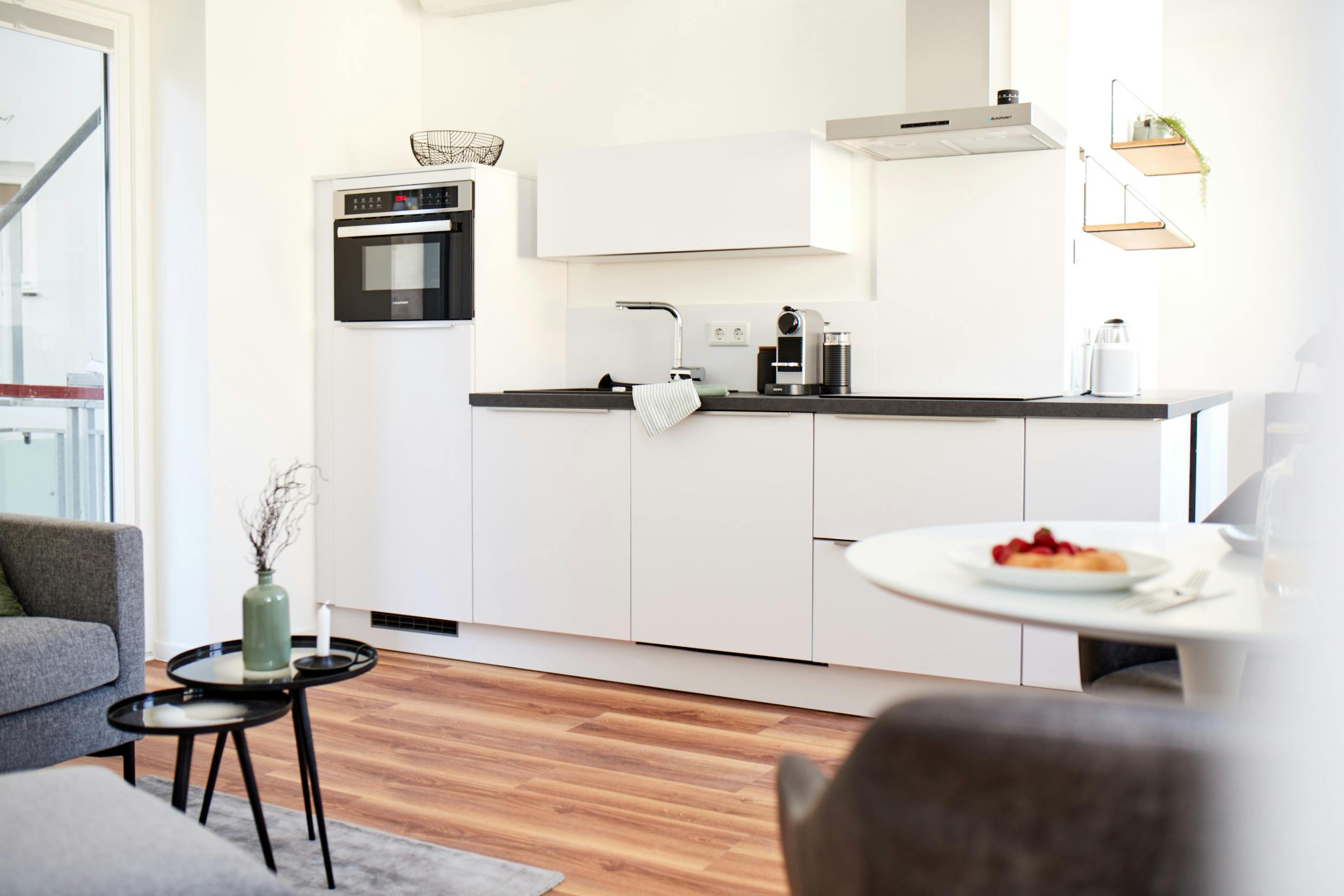 Apartment Düsseldorf, 1 bed — photo 5