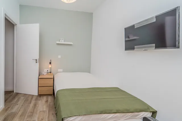 Private room in Calle Democracia, Valladolid (1578827) room image 2
