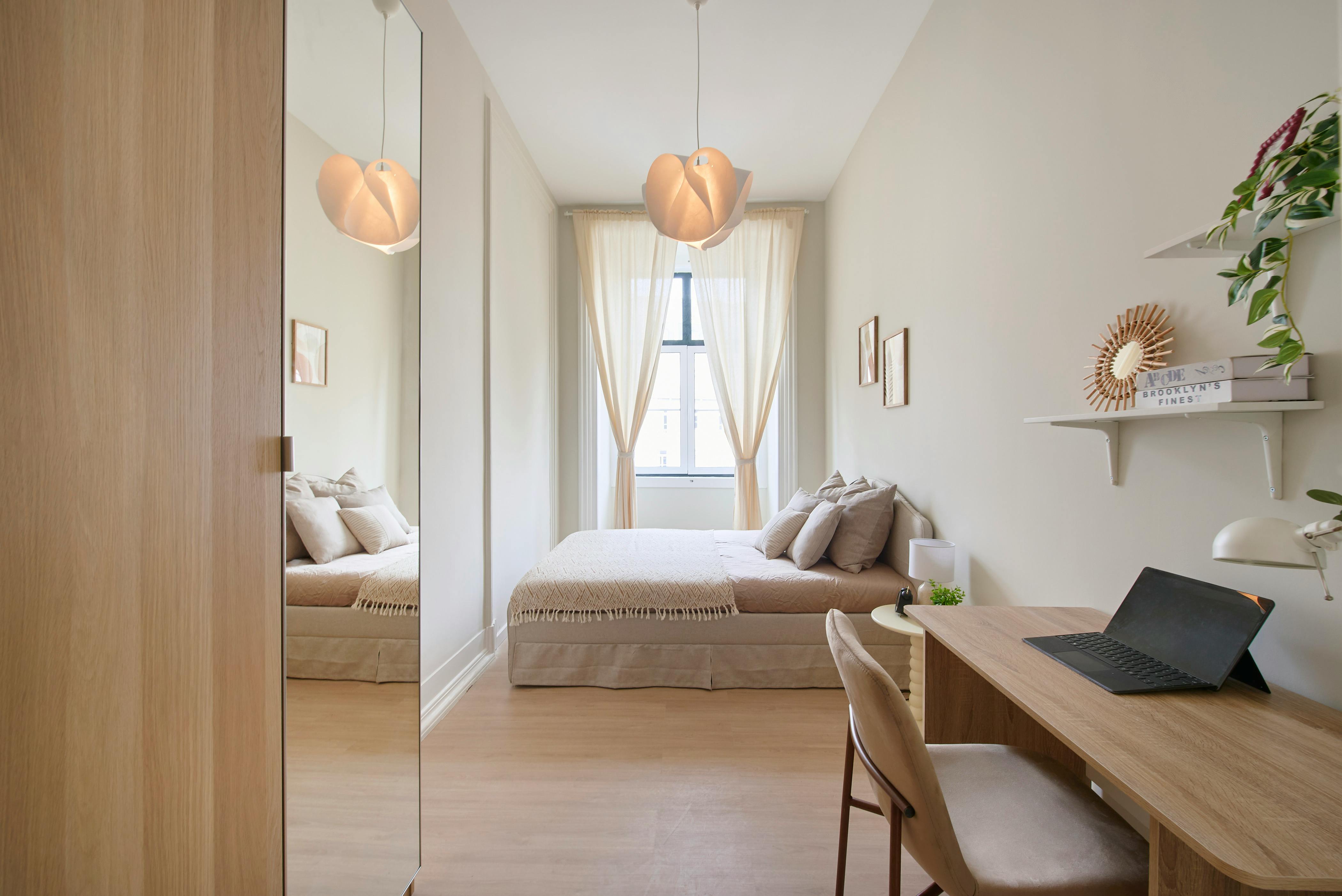 Largo Vitorino Damásio, Lisbon preview