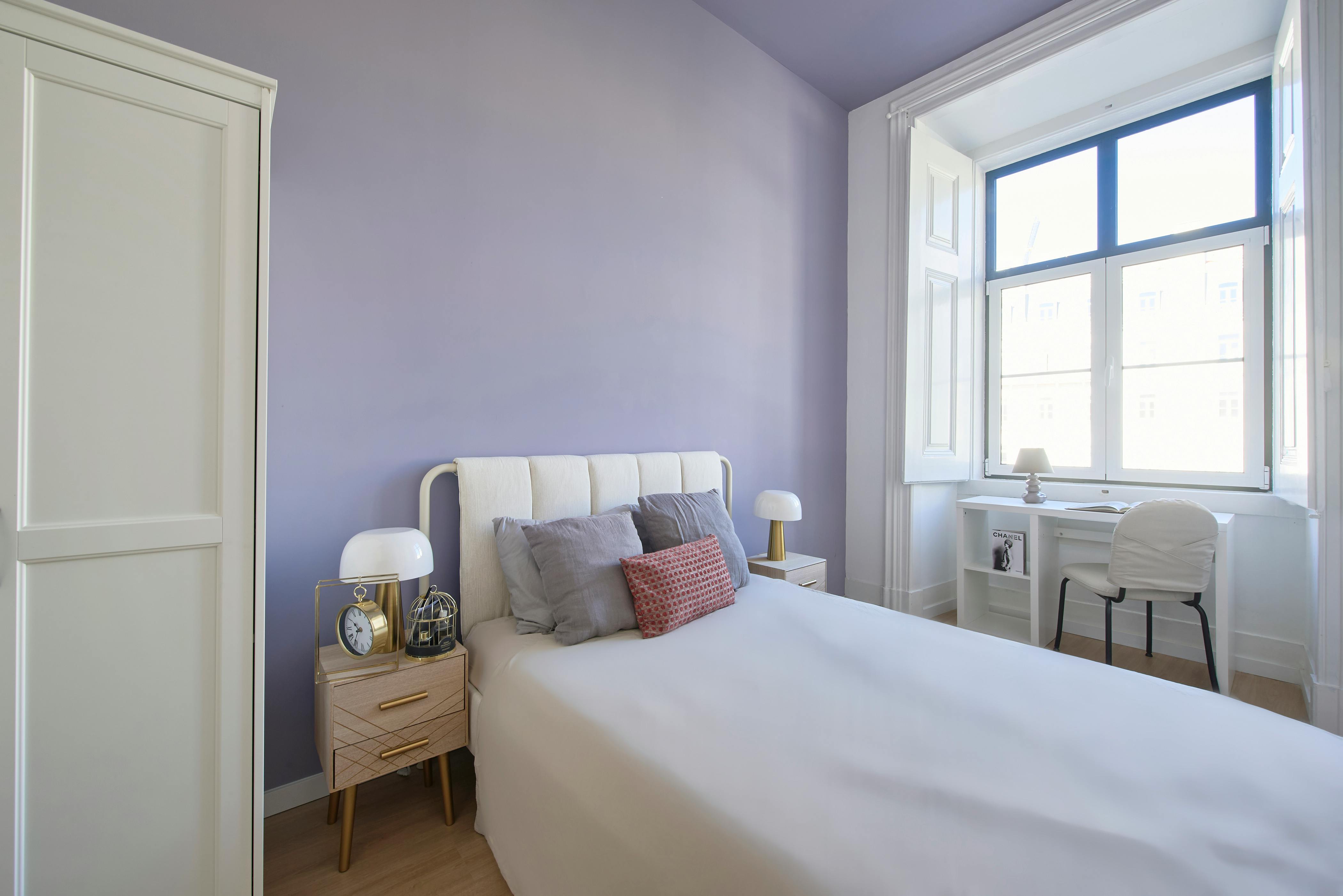 Private room for rent for €605 per month in Lisbon, Largo Vitorino Damásio