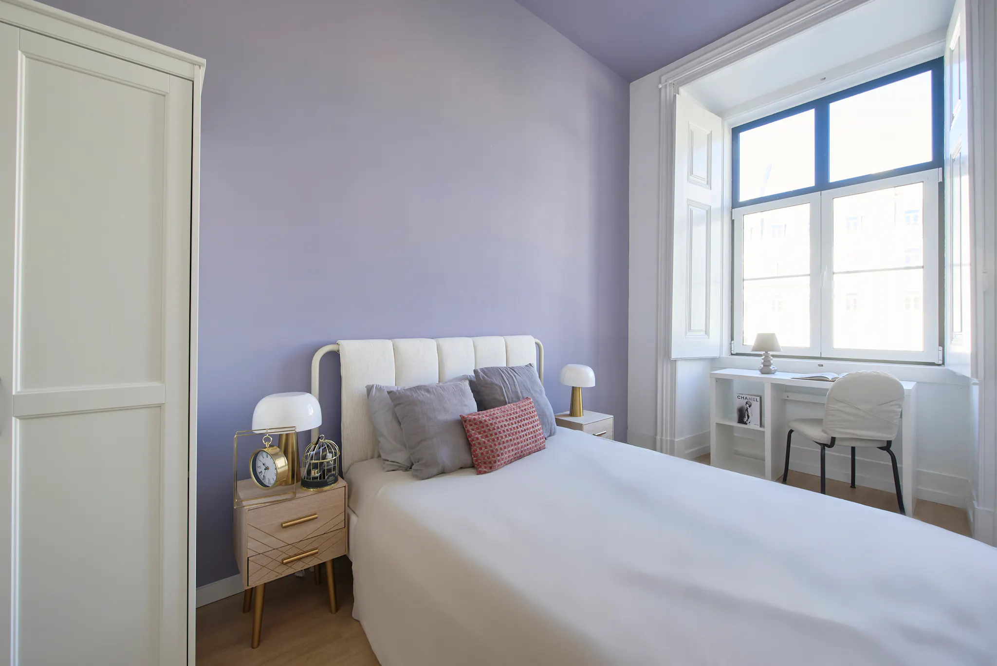 Largo Vitorino Damásio, Lisbon preview