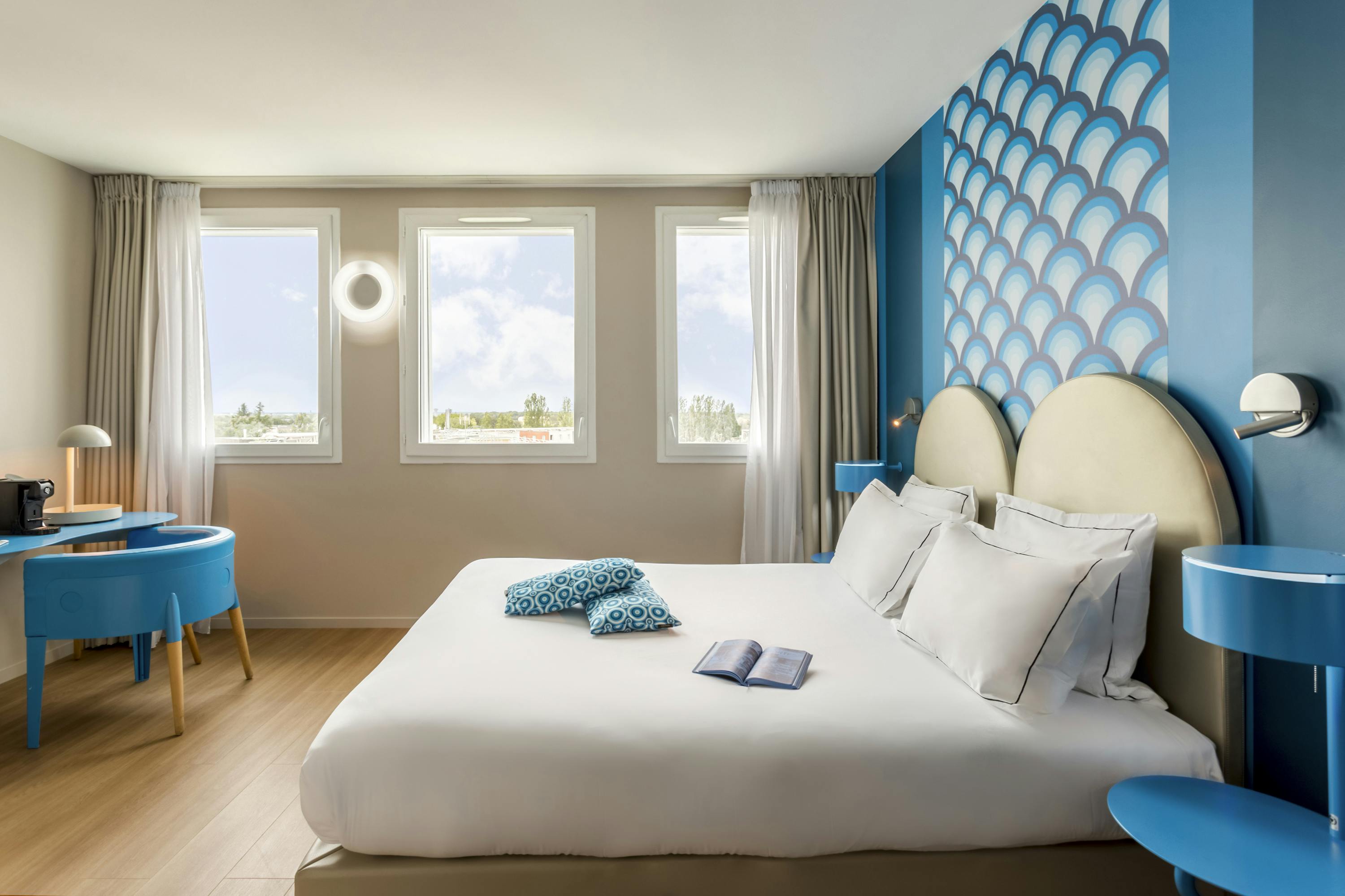 Студія за оренду для 2 280 EUR на місяць у Vélizy-Villacoublay, Avenue Morane-Saulnier