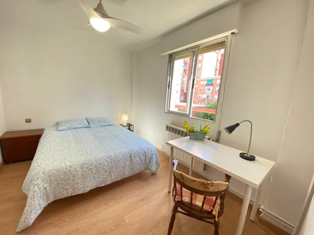 Private room in Calle Pedroches, Madrid (1578925) room image 1