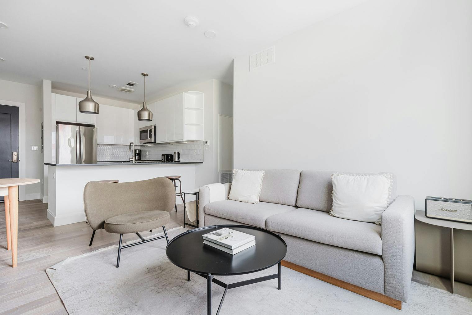 Квартира за оренду для $4,340 на місяць у Boston, Liverpool Street