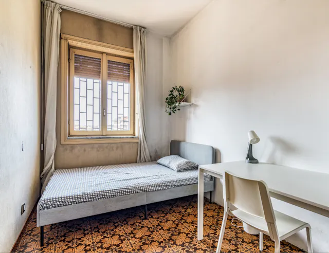 Private room in Viale Gran Sasso, Milan (1579069) room image 2