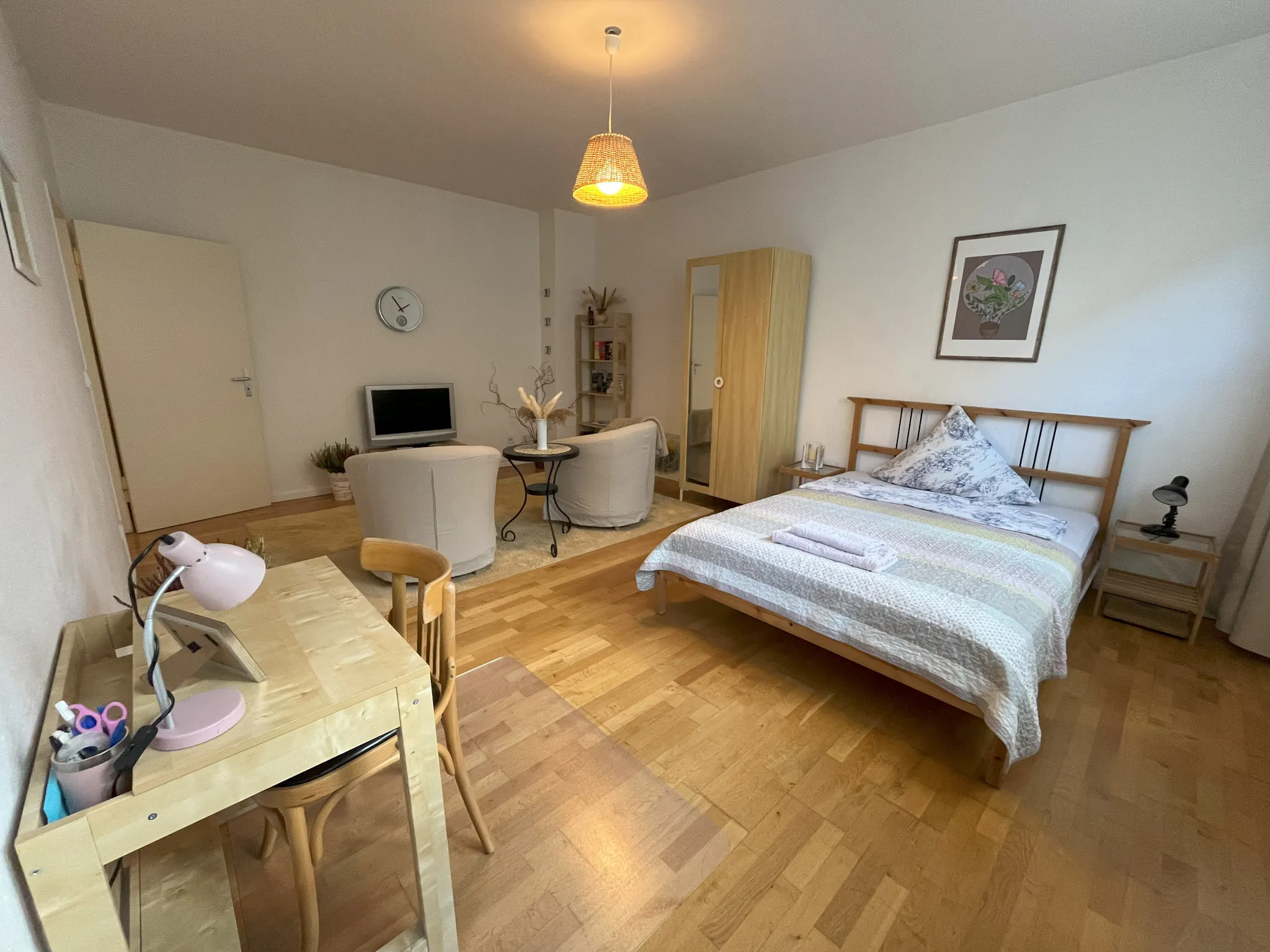 Wilhelmshavener Straße, Berlin preview