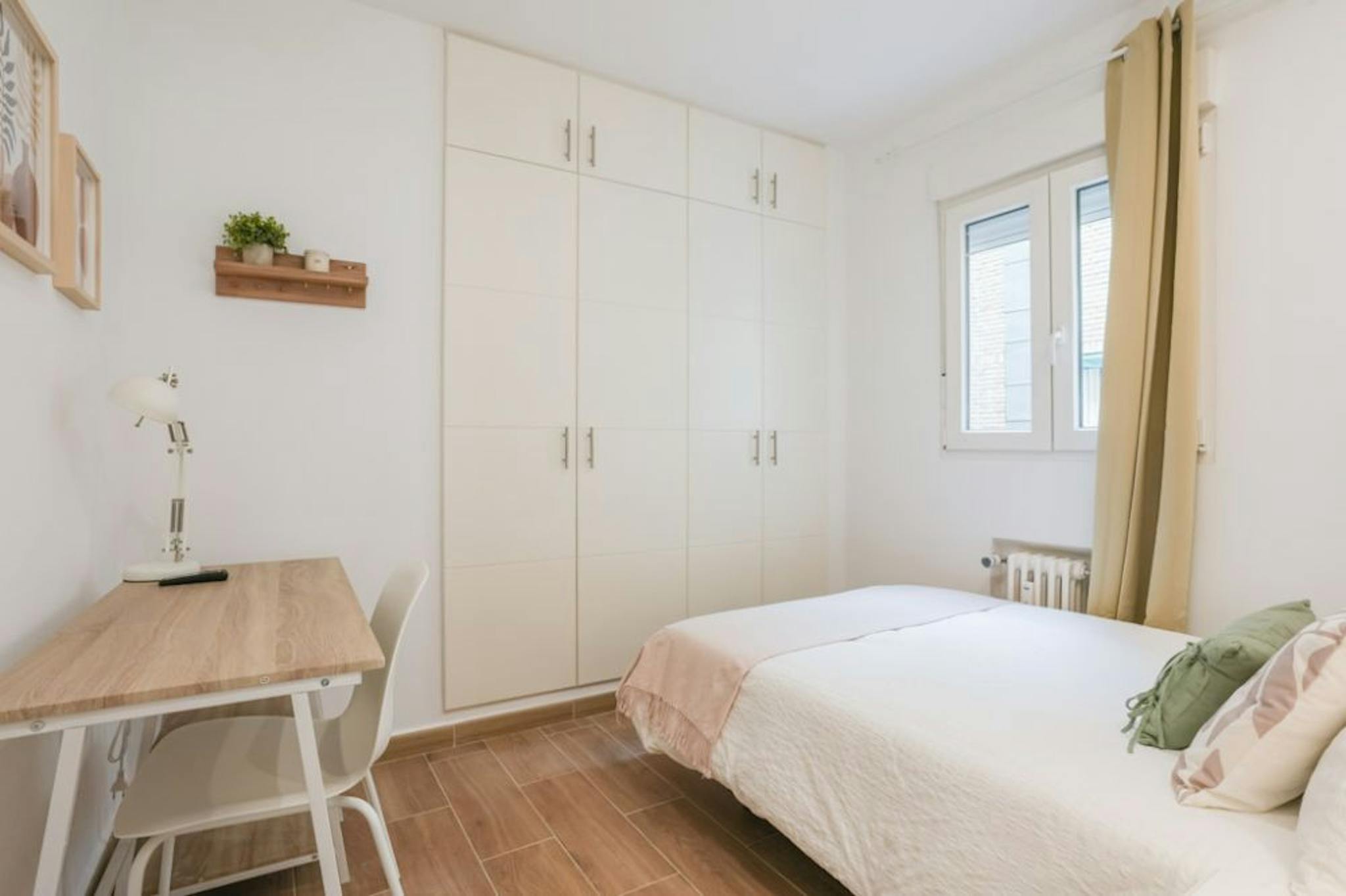 Plaza de José Moreno Villa, Madrid preview